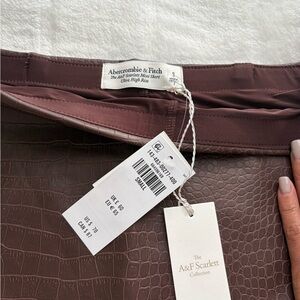 Abercrombie & Fitch Scarlett Faux Croc Mini Skort in Mauve Brown